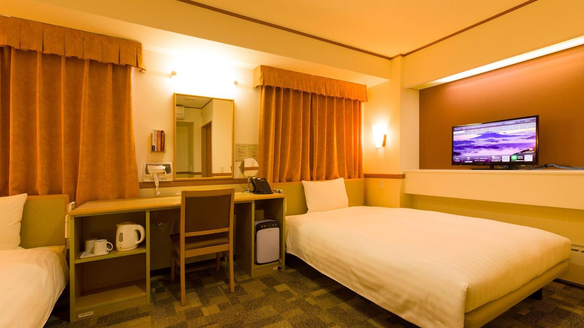 Toyoko Inn Aioi Eki Shinkansen Guchi Kamer foto
